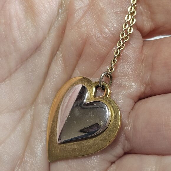 *Sale* Signed Artistry Heart Pendant Necklace Vintage Gold Silver Tone 14 - 17" - Picture 2 of 14